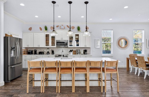 Crystal Beach House | Sand Pebble: Beach steps away, FREE Golf cart, Heated pool, Bunk rooms