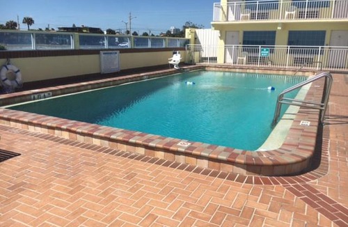 East Daytona House | Sea Shells Beach Club #111 Apartment
