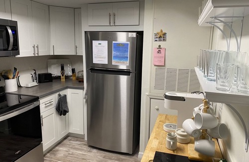 New Smyrna Beach Condo | Sea Woods condo close to beach and Flagler Avenue
