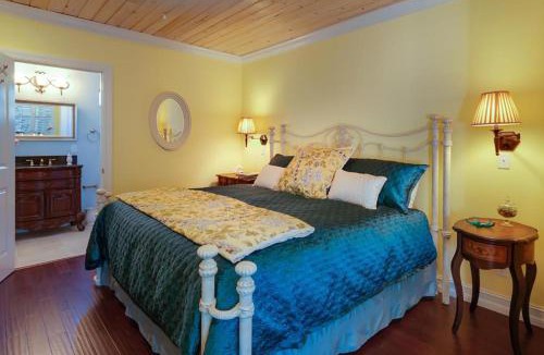 Melbourne Beach Bed & Breakfast | SeaGlass Inn