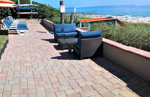 Melbourne Beach Apartment | SEASHELL SUITES RESORT -Florida's Finest Beach Hotel