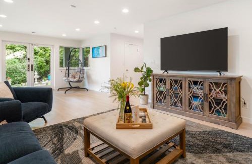 Leschi Apartment | Seasons at Leschi Hillsides