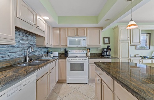 Ono Island Condo | SeaSpray Riverside 214-Beautiful Bay Views!