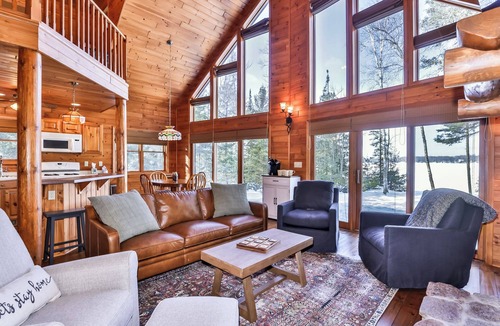 Conover House | Secluded 3-bedroom cabin in Conover with WiFi, AC, Complimentary Firewood