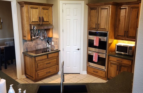 Flower Mound House | Secluded 4 bed/3bath with pool in Flower Mound with views to Lake Grapevine!