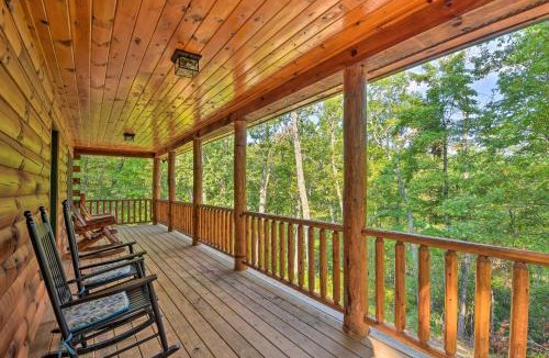 Murphy House | Secluded Cabin w/Deck 13 Miles to Downtown Murphy