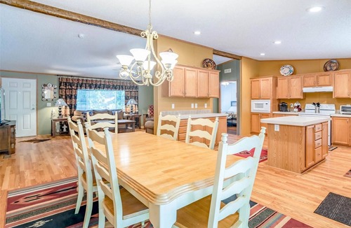 Pottsboro House | Secluded, private get away. Short walk to the beach down a private trail.
