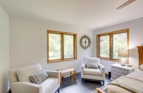Pine River House | Secluded Wautoma Home w/Fire Pit!