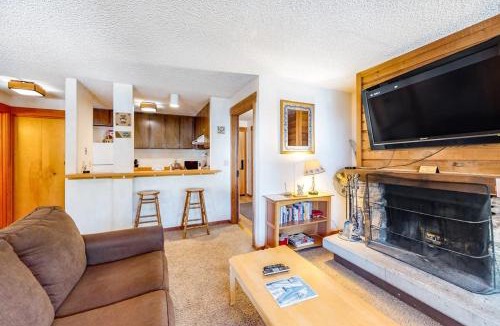 Tahoe Woods House | Second-Level Condo with Free WiFi Wood Fireplace Shared Outdoor Pool & Views