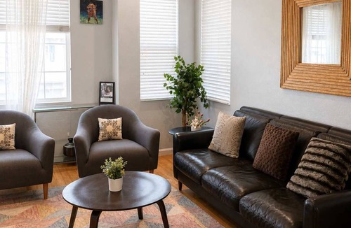 Bayshore Heights House | Serene Two-Bedroom Stay Near the Pacific