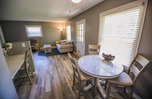 Hemlock House | Serenity Seneca 3BR & 2 BA w/Garage
