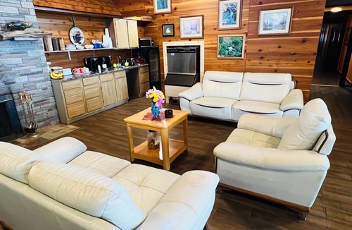 Silver City Hotel | Silver Sands Hotel RV Park
