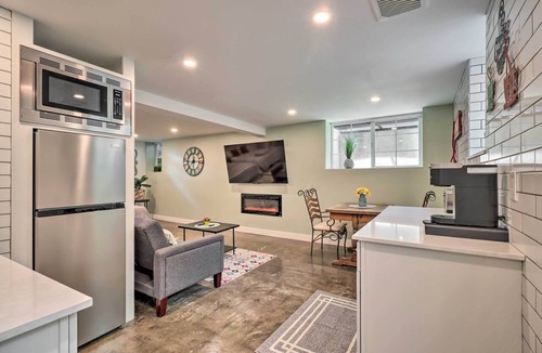 Old Southwest Apartment | Ski & Hike: Cozy Dtwn Reno Studio w/ Fireplace