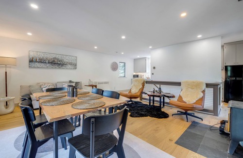 Bear Valley House | Ski-In/Ski-Out Retreat w/Sauna in Bear Valley!