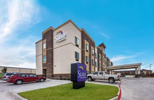 Fossil Creek Hotel | Sleep Inn & Suites Fort Worth - Fossil Creek