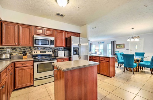 Butler Beach House | Sleeps 9 | Walk to Beach | St. Augustine Home