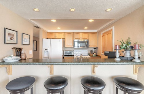 New Smyrna Beach Condo | 🌴 Smyrna Beach Club 401 🌊 Lux 1 Bedroom | 1 Bathroom | Corner Unit