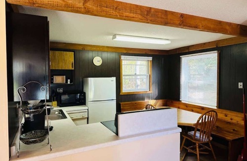 Wakefield Condo | Sno Dance Lodge Lower ~ Jackson Creek Snow River