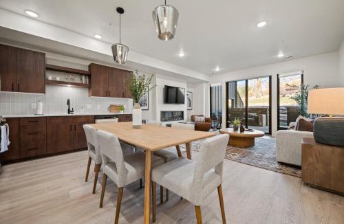 Eden House | Snowbasin Vista Pt C106 Ski Retreat Mtn Views