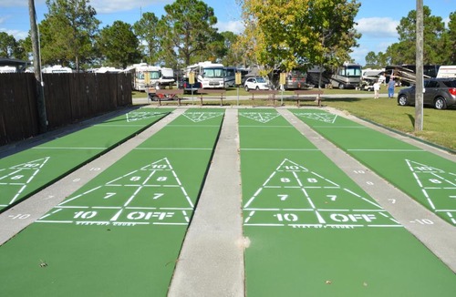 Eustis Resort | Southern Palms Park Model 12
