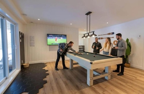 Argenteuil Regional County Municipality Ski Chalet | Spa & Sauna Pool Table & Game Room - Le Perche