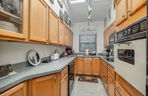 Melbourne House | Space Coast Vacation Home Golf Beach Fishing Disney Pool Convenient spacious !