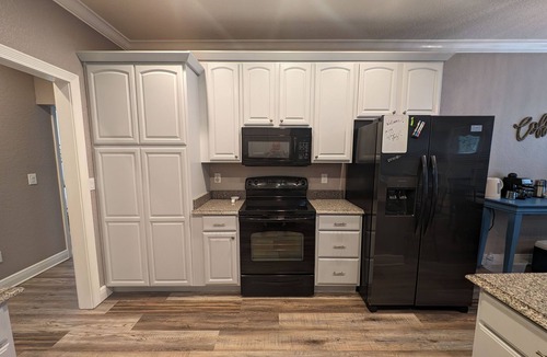 Bay St Louis House | Spacious 3 bed 2 bath. Quiet neighborhood, walk to beach, pool table.
