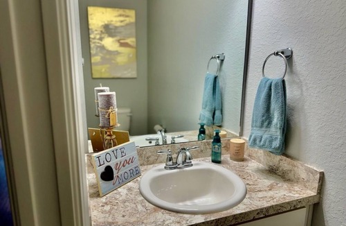 St. Cloud House | Spacious 3BR Townhouse near Disney & Attractions