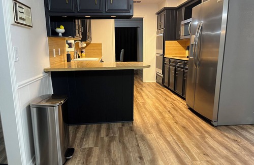 Bowie House | Spacious 4-bedroom house with WiFi and AC in amazing Lubbock