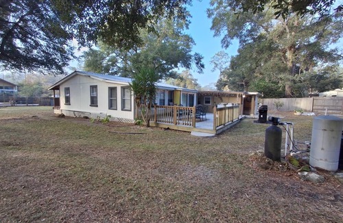 Fellowship House | Spacious 4-bedroom mobile home 7 min away from WEC, minutes from Downtown & hits