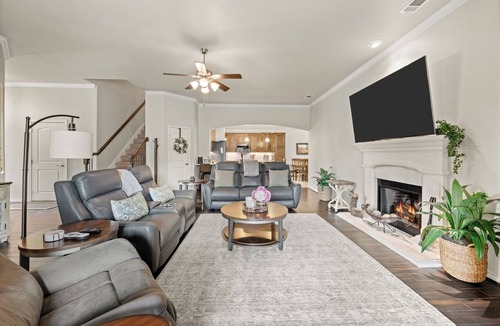Lake Worth House | Spacious 4-bedroom with a pool and spa!