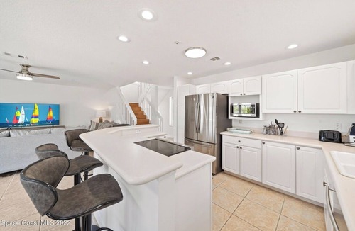Melbourne Beach House | Spacious 5-bedroom house with WiFi, AC in marvelous Melbourne Beach