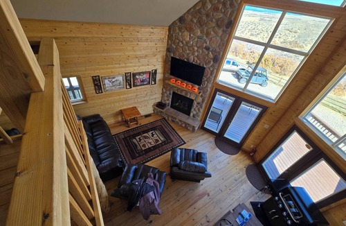 Craig Cabin | Spacious 5-bedroom lodge in awesome Craig with WiFi, AC