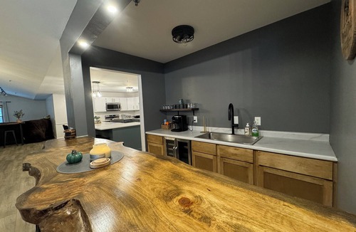 Green Lake House | Spacious 7-bedroom house in charming Green Lake near Golf Course and Downtown