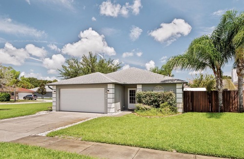 Town Park House | Spacious Daytona Beach Getaway - Near Everything!