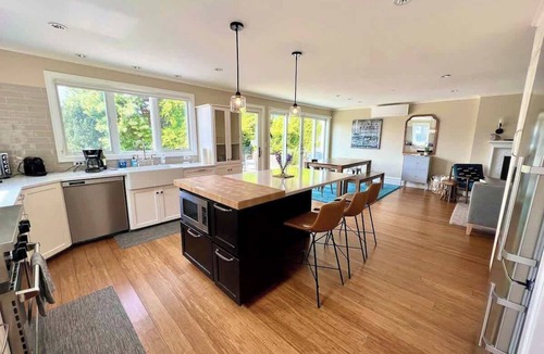 Fremont Apartment | Spacious Fremont Duplex near Lake Union Seattle