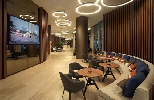 Hollywood South Central Beach Hotel | Spacious Good-Value Accommodation! Outdoor Pool, Near Hollywood Beach!