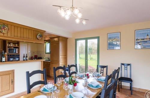 Sainte-Marie-du-Mont Cottage | Spacious house with garden near Utah Beach