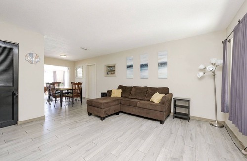 South Daytona House | Spacious home with Pool Table 10 minutes from Beaches and Speedway