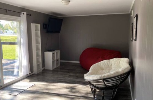 Acton House | Spacious Home with Huge Backyard