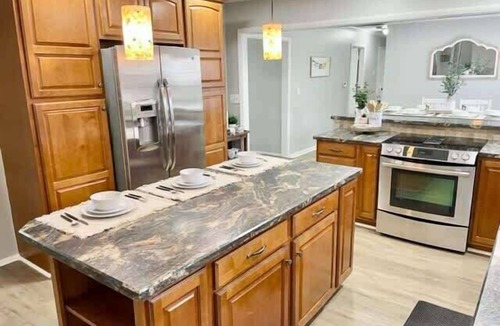 Ivy Hills House | Spacious Ivy Hills Home | Hot Tub Fenced Yard