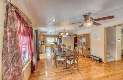 Deadwood House | Spacious Lead Home W/2 full connected units w/option of privacy