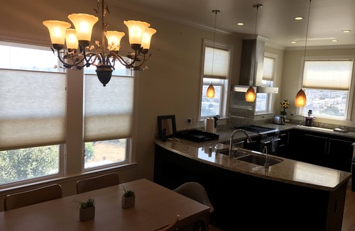 San Francisco Apartment | Spacious, Modern Edwardian Flat Close to freeway access & BART