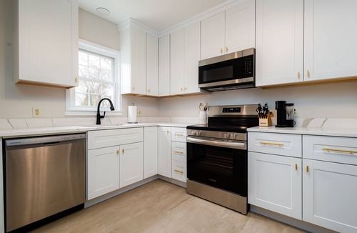 Harters Heights House | Spacious ND Home 1.5 mi to ND Stadium!