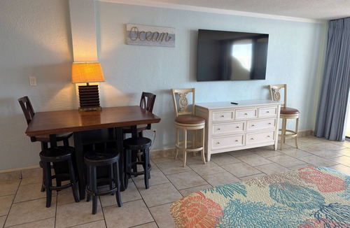 Cate Gray Resort | Spacious Ocean Front Studio for 4 with Picture-Perfect View!