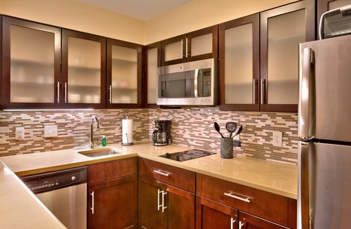 Cheyenne Condo | Spacious Suite with FREE Breakfast + Wi-Fi | Great for Business!