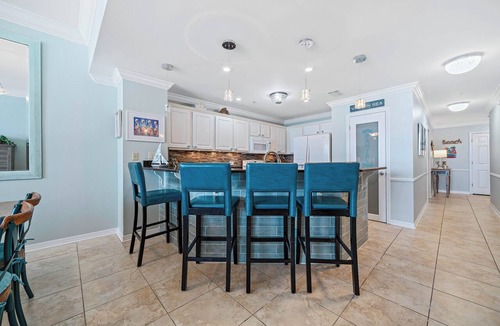 Ono Island Condo | Spanish Key 407 | Steps from Flora Bama | Pools, Hot Tub, Gym & More! | My Beach Getaways