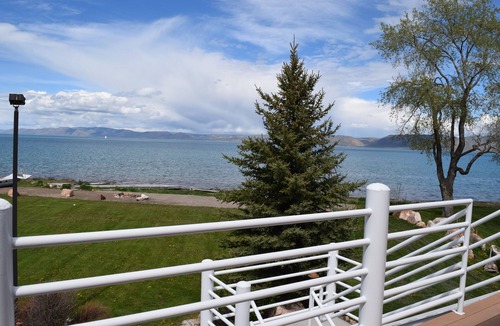 Garden City House | Spectacular BEACHFRONT 4-bedroom Townhome at Bear Lake!
