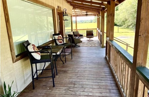 Branford House | Spring Diving Capital . Walk to Ruth Springs and 1 mile from Troy .