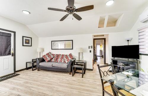 Springdale House | Springdale Vacation Rental ~ 9 Mi to Fayetteville!